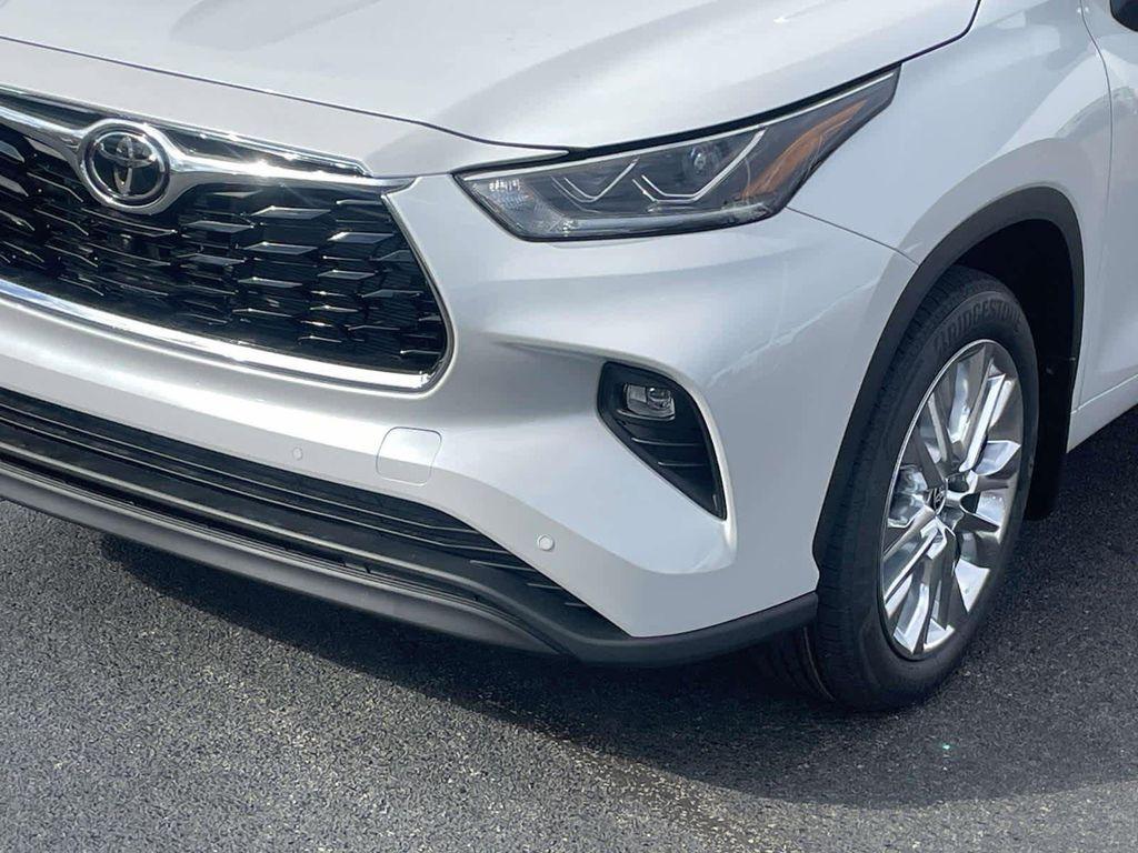 new 2026 Toyota Highlander car, priced at $51,168