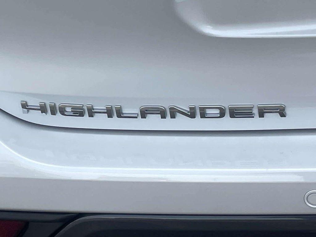 new 2026 Toyota Highlander car, priced at $51,168