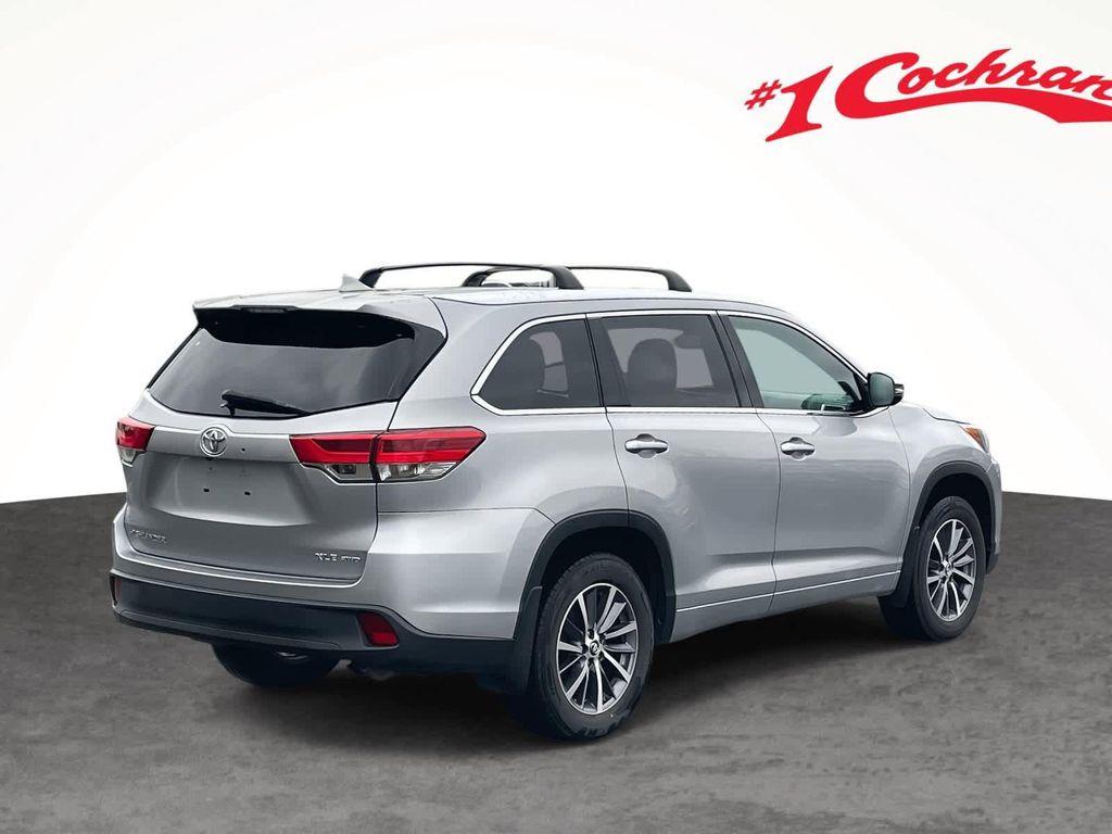 used 2018 Toyota Highlander car, priced at $23,456