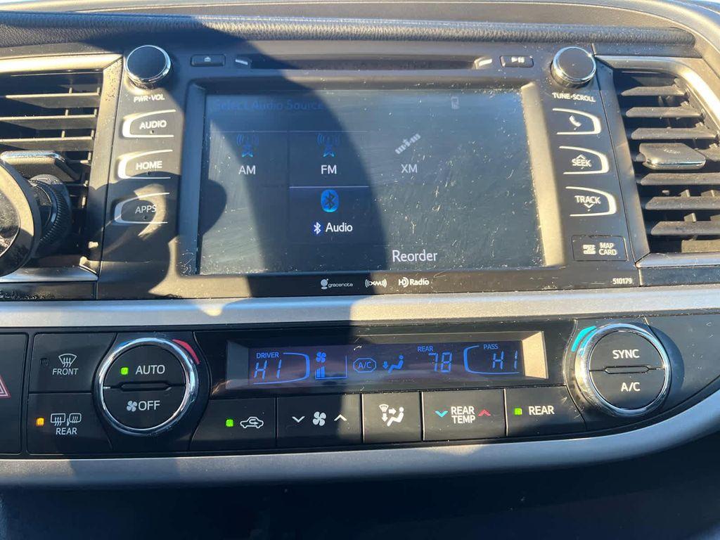 used 2018 Toyota Highlander car, priced at $22,428