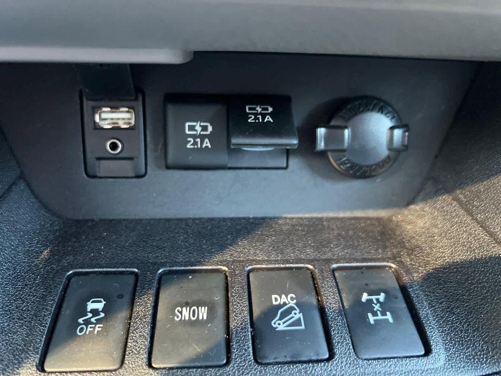 used 2018 Toyota Highlander car, priced at $22,428