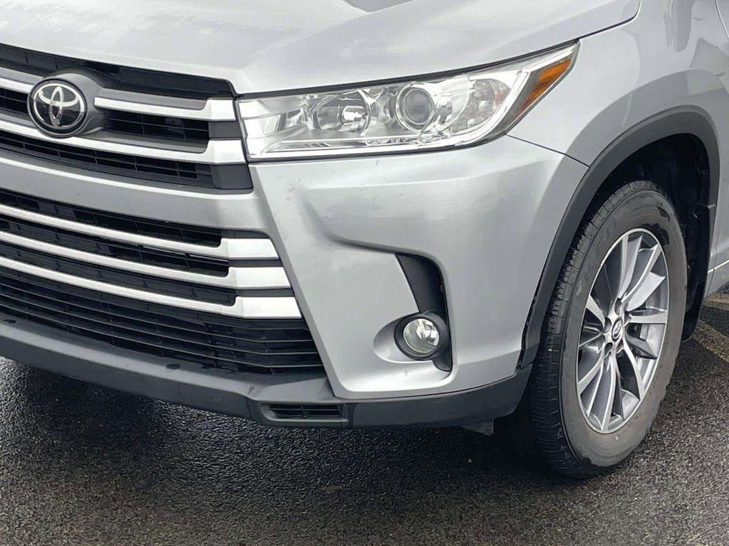 used 2018 Toyota Highlander car, priced at $23,456