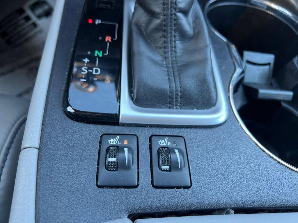 used 2018 Toyota Highlander car, priced at $22,428