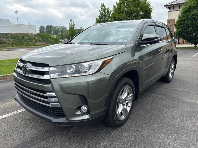 used 2018 Toyota Highlander car, priced at $22,350