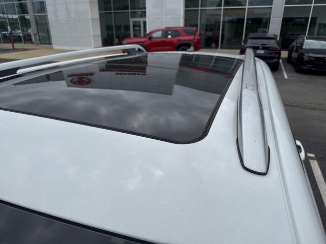 used 2015 Jeep Cherokee car, priced at $11,026