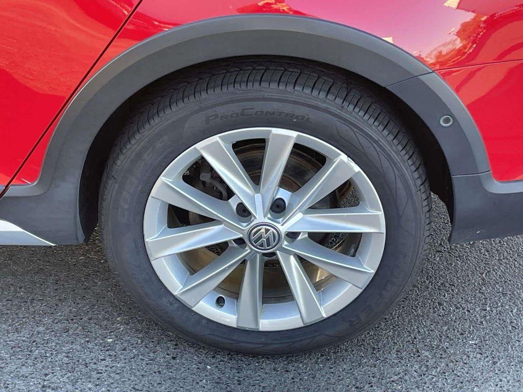 used 2017 Volkswagen Golf Alltrack car, priced at $13,567