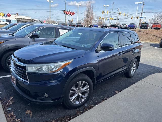 used 2015 Toyota Highlander car, priced at $16,500