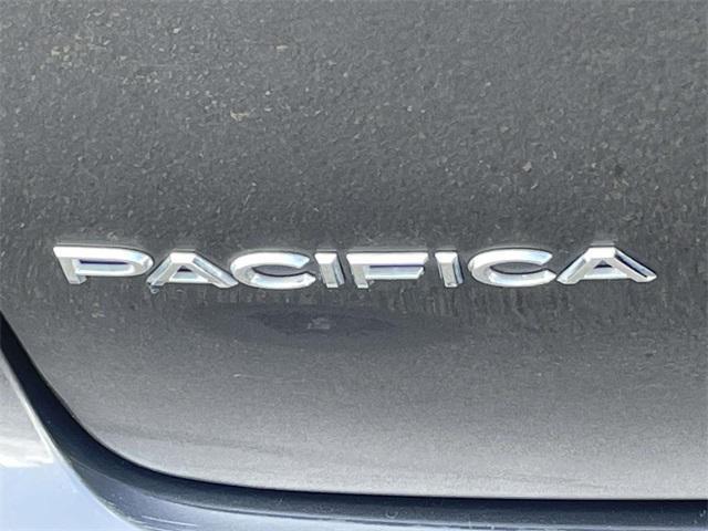 used 2018 Chrysler Pacifica Hybrid car, priced at $21,448