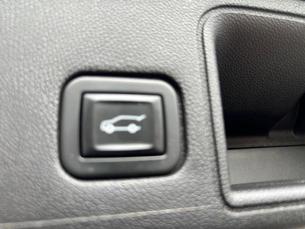 used 2022 GMC Terrain car, priced at $25,998