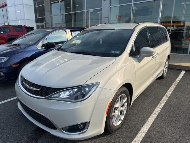 used 2017 Chrysler Pacifica car, priced at $12,692