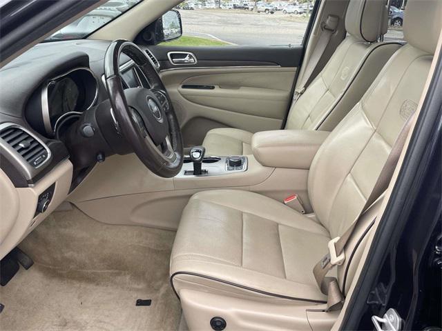 used 2015 Jeep Grand Cherokee car, priced at $13,200