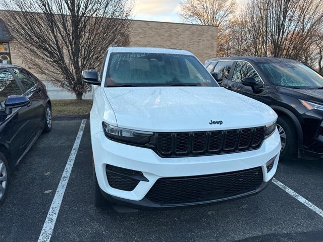 used 2023 Jeep Grand Cherokee car, priced at $32,791