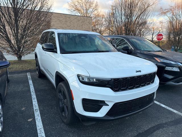 used 2023 Jeep Grand Cherokee car, priced at $32,791