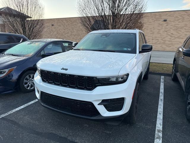 used 2023 Jeep Grand Cherokee car, priced at $32,791