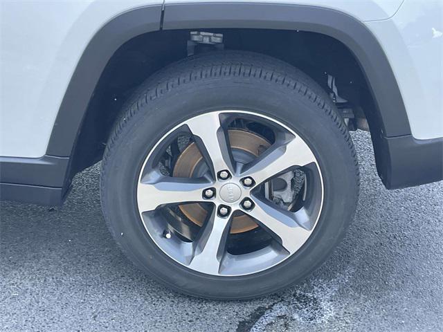 used 2022 Jeep Grand Cherokee 4xe car, priced at $26,500