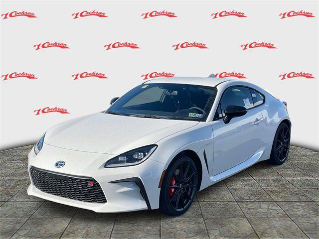 new 2025 Toyota GR86 car, priced at $36,354