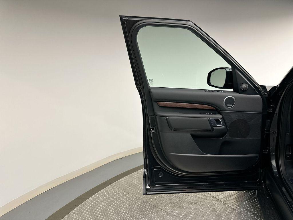 used 2025 Land Rover Discovery car, priced at $60,000