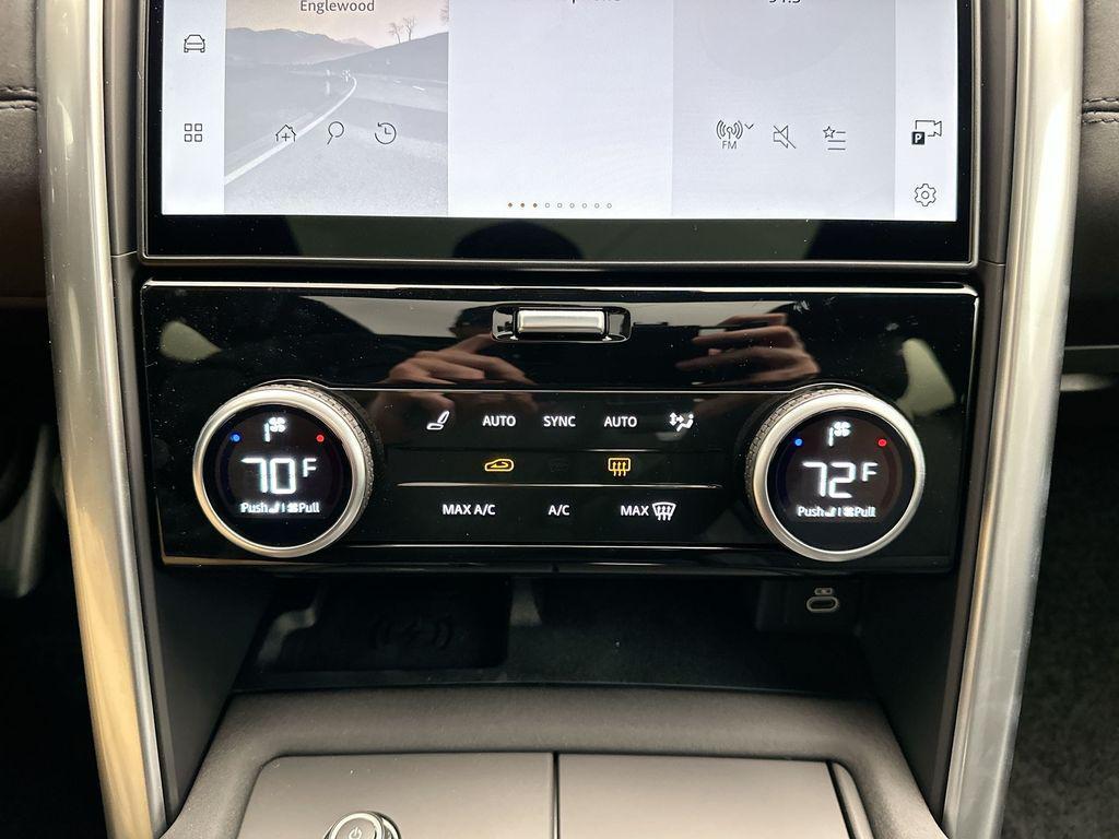 used 2025 Land Rover Discovery car, priced at $60,000