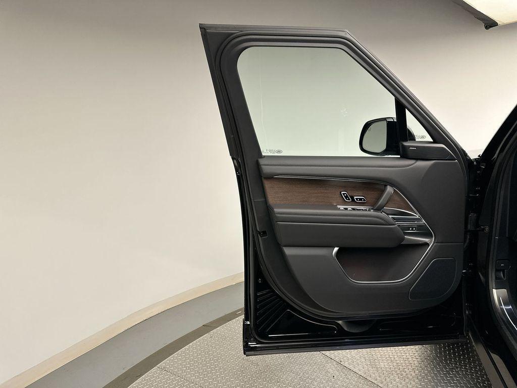 new 2025 Land Rover Range Rover car, priced at $145,425