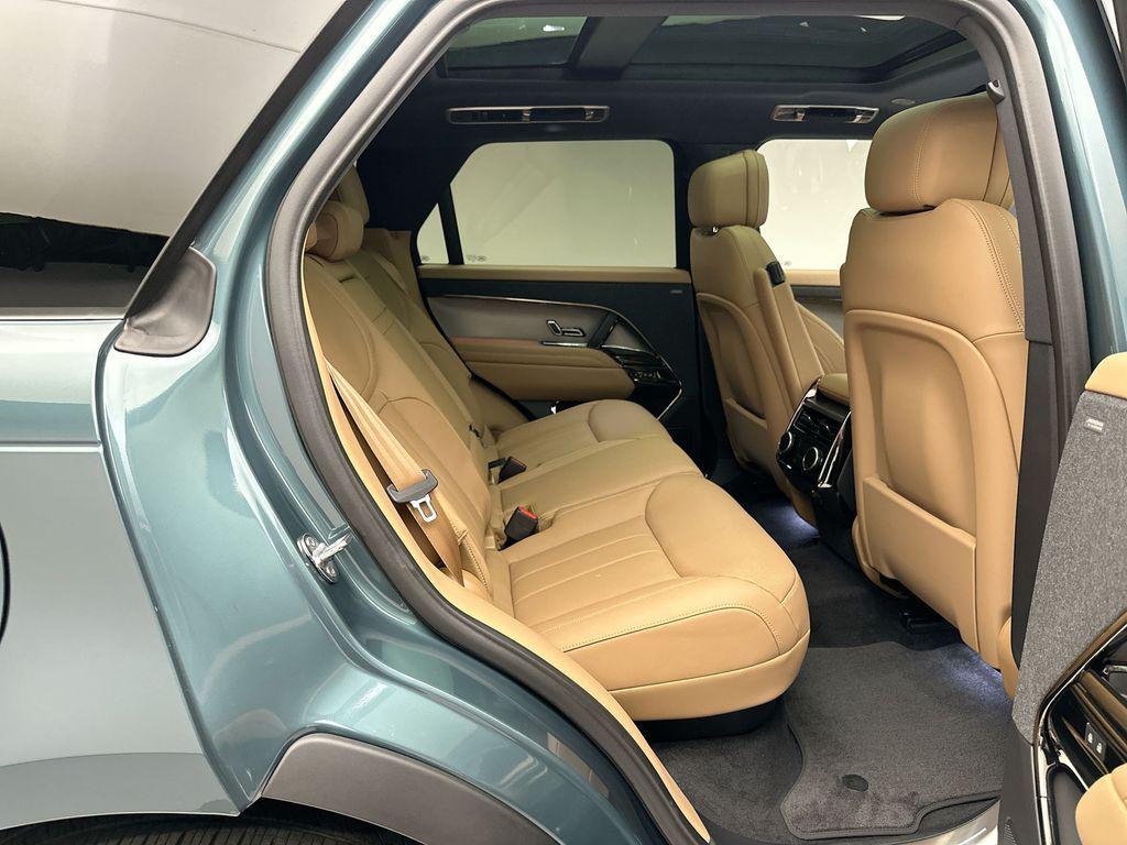 new 2025 Land Rover Range Rover Sport car, priced at $93,450