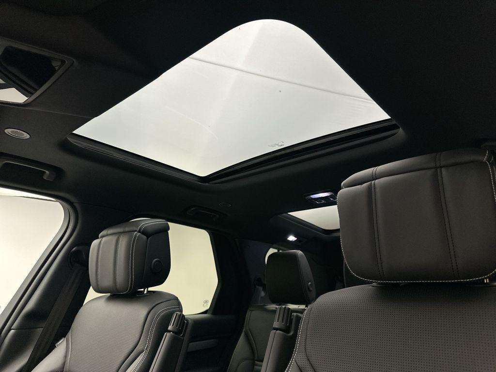 new 2025 Land Rover Discovery car, priced at $80,743