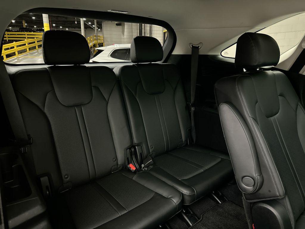 used 2023 Kia Sorento car, priced at $28,000