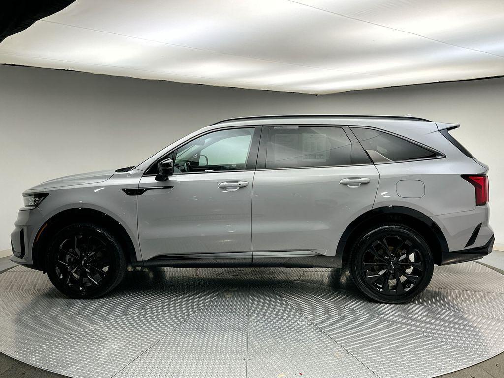 used 2023 Kia Sorento car, priced at $28,000