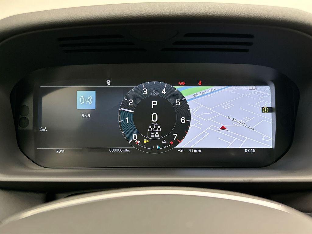 new 2025 Land Rover Discovery car, priced at $67,378