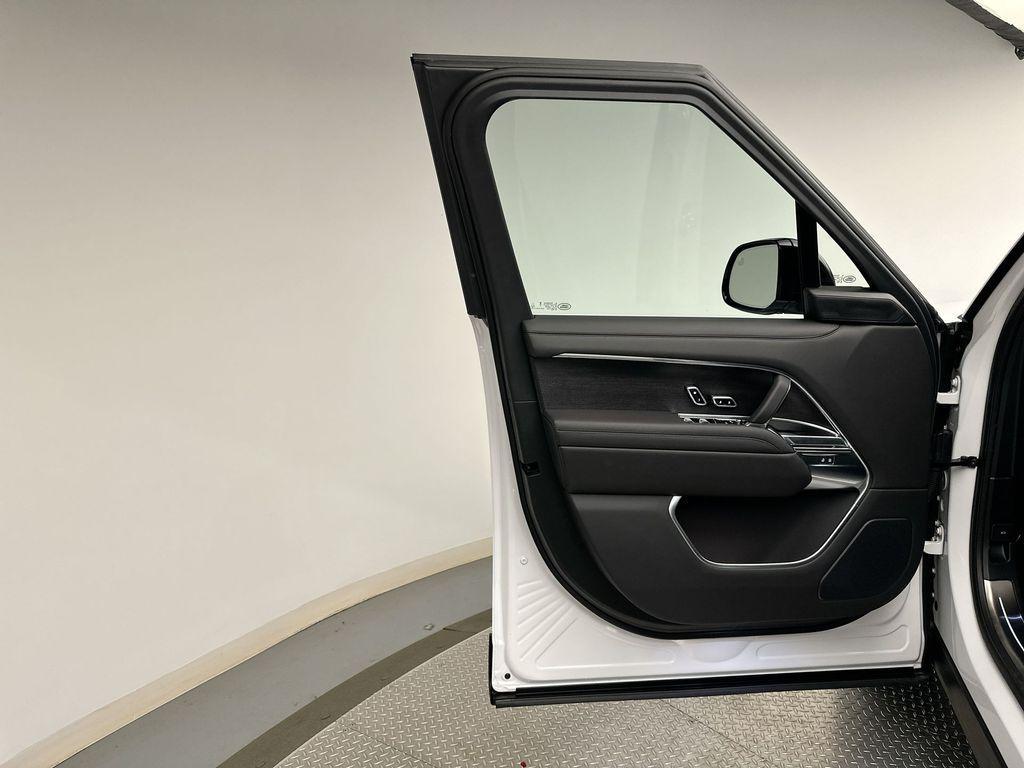 new 2025 Land Rover Range Rover car, priced at $163,150