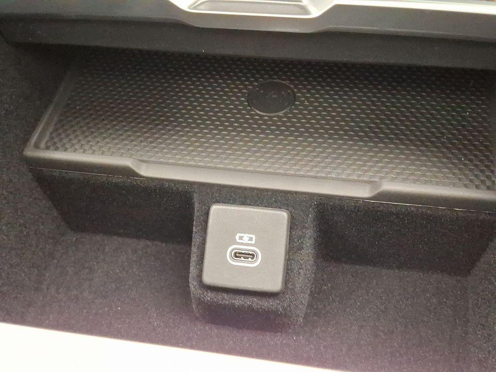 new 2025 Land Rover Range Rover car, priced at $142,280