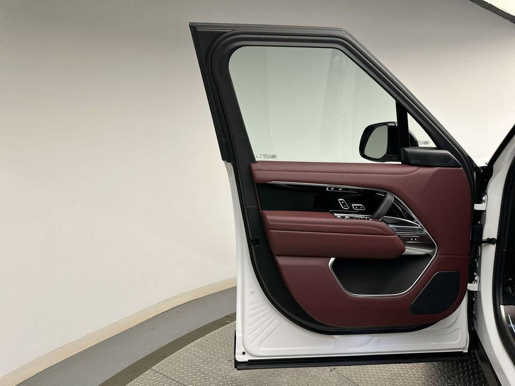 new 2025 Land Rover Range Rover car, priced at $145,430