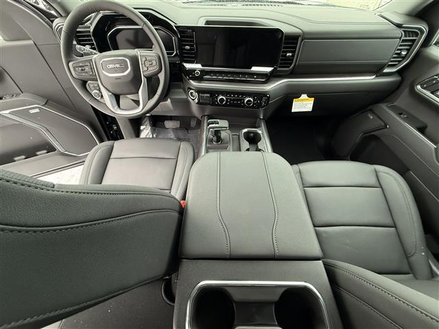 new 2025 GMC Sierra 1500 car, priced at $62,442