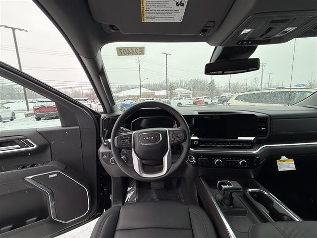 new 2025 GMC Sierra 1500 car, priced at $62,442