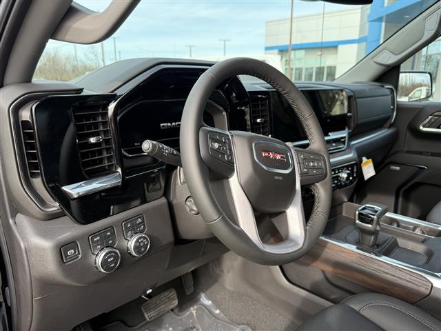 new 2025 GMC Sierra 1500 car, priced at $62,442