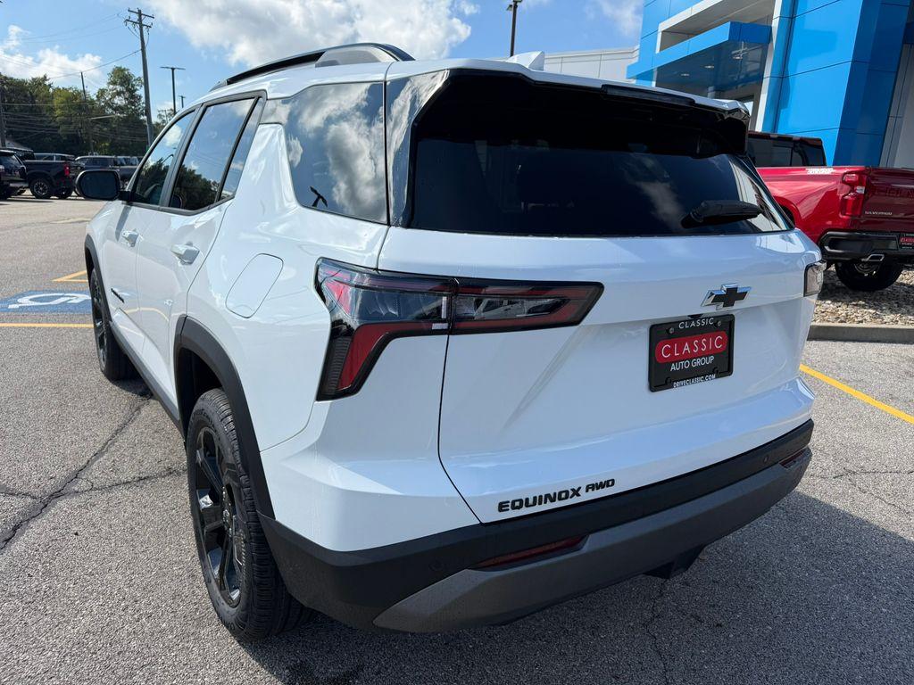 new 2026 Chevrolet Equinox car, priced at $35,207