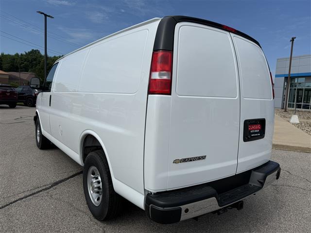 new 2025 Chevrolet Express 3500 car, priced at $52,390