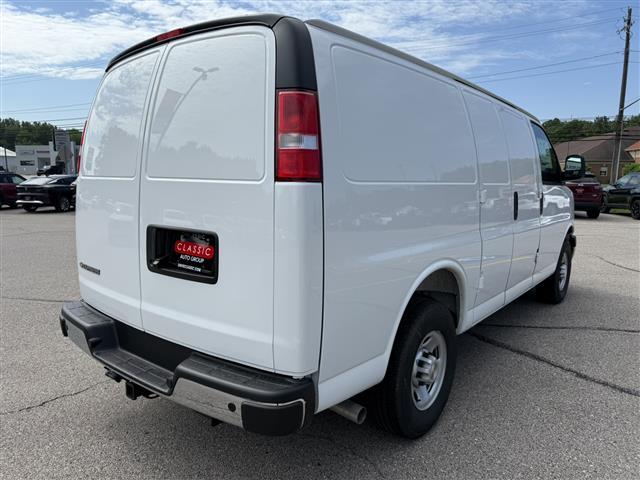 new 2025 Chevrolet Express 3500 car, priced at $52,390