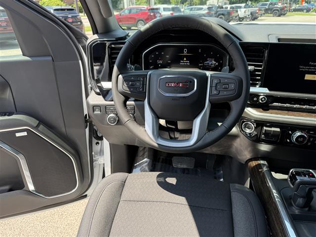 new 2025 GMC Sierra 1500 car, priced at $55,851