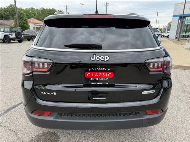 used 2022 Jeep Compass car, priced at $23,647