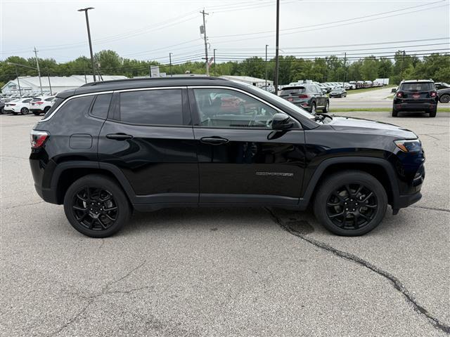 used 2022 Jeep Compass car, priced at $23,647