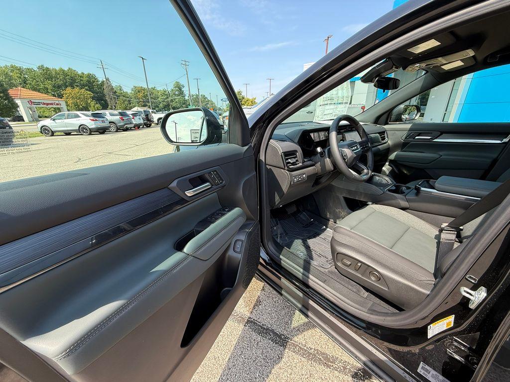 new 2026 GMC Terrain car, priced at $40,128