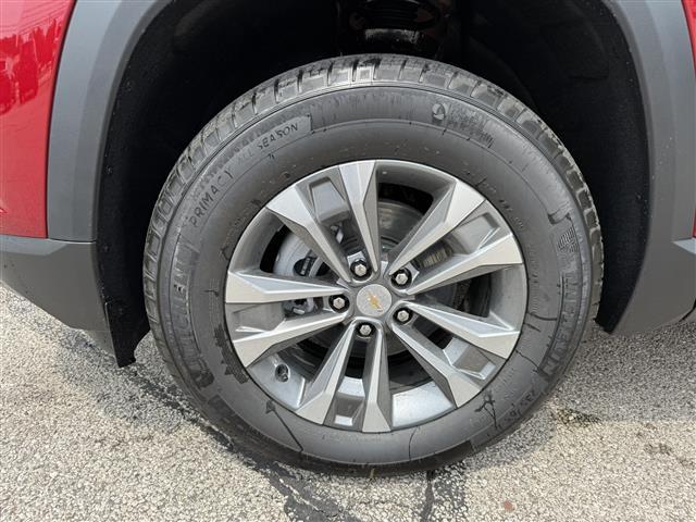 new 2026 Chevrolet Equinox car, priced at $31,659