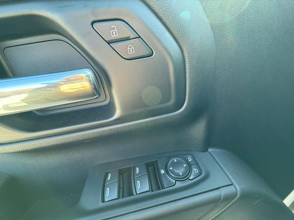 new 2024 Chevrolet Silverado 1500 car, priced at $47,543