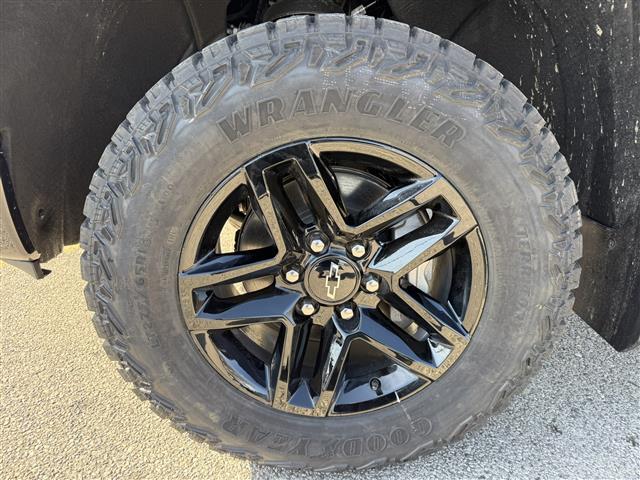 new 2024 Chevrolet Silverado 1500 car, priced at $47,543