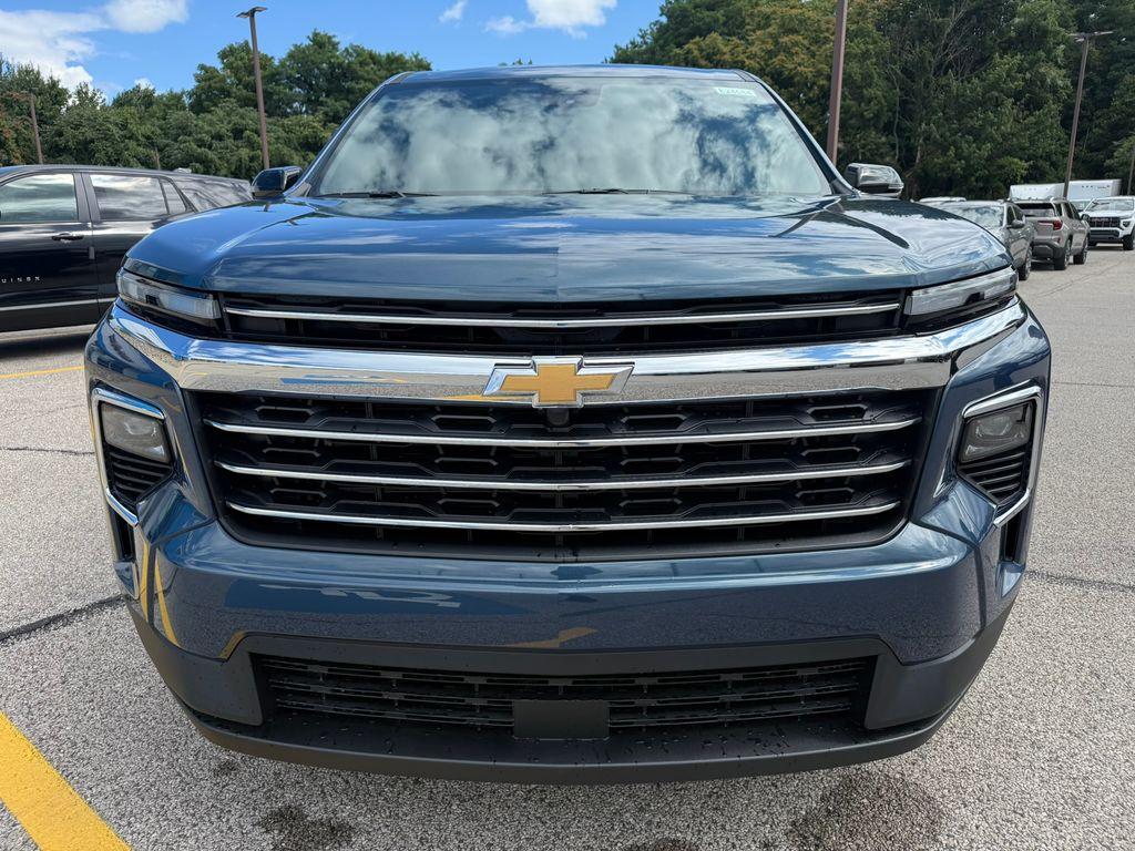 new 2026 Chevrolet Traverse car, priced at $41,093