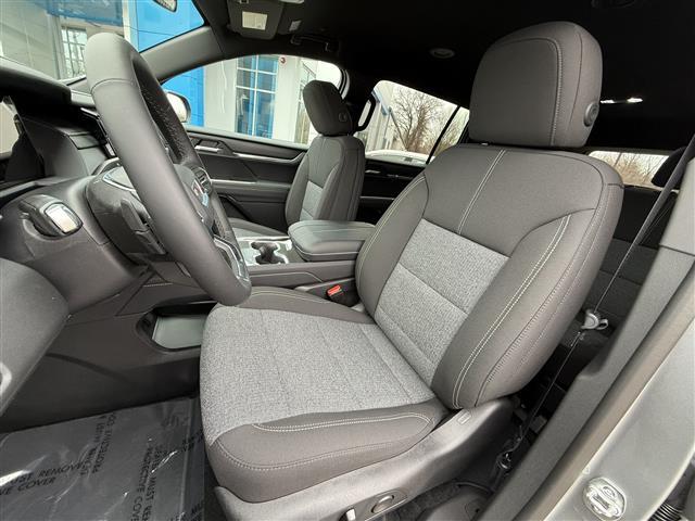 new 2025 GMC Acadia car, priced at $44,815