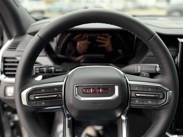 new 2025 GMC Acadia car, priced at $44,815