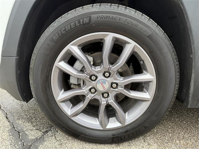 used 2023 GMC Terrain car, priced at $24,724