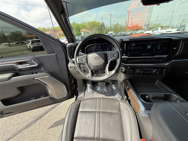 used 2024 Chevrolet Silverado 2500 car, priced at $71,400