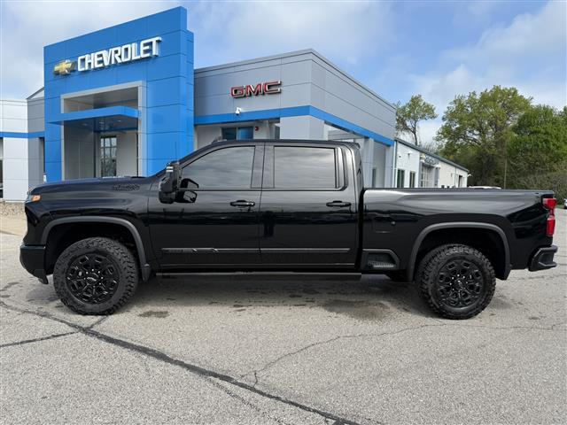 used 2024 Chevrolet Silverado 2500 car, priced at $71,400
